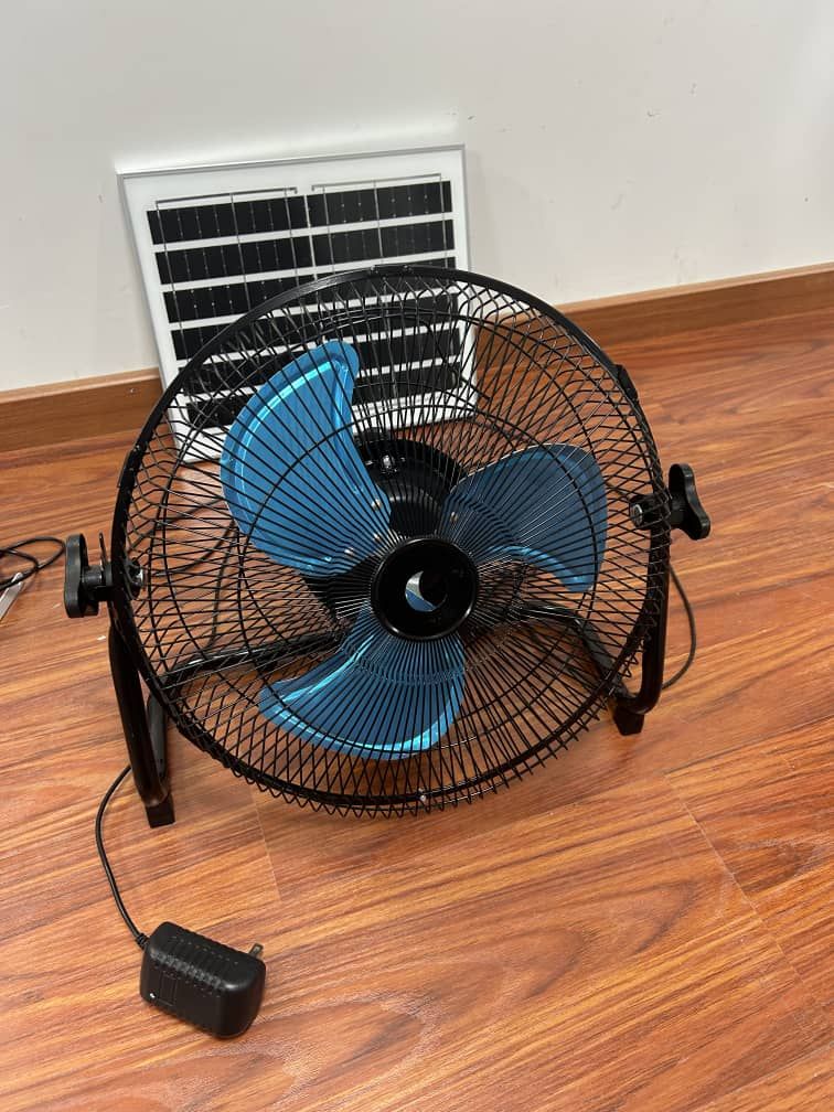 Solar Table 12" Fan 15W, 16V 12W Polysilicon Solar Panel