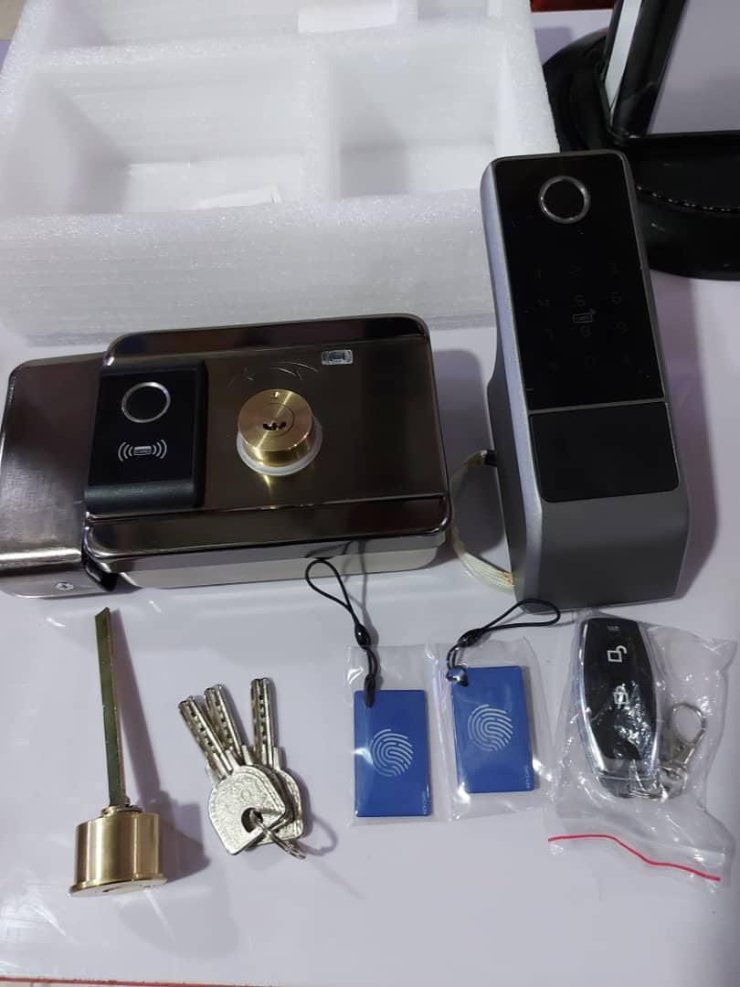 Tuya Jam Keylock + Card Fingerprint Both Entry/Exit + Remote