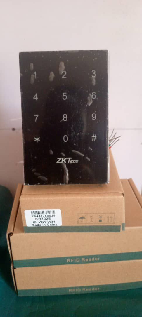 Zkteco KR702E Waterproof Proximity Card Reader (125 Khz)