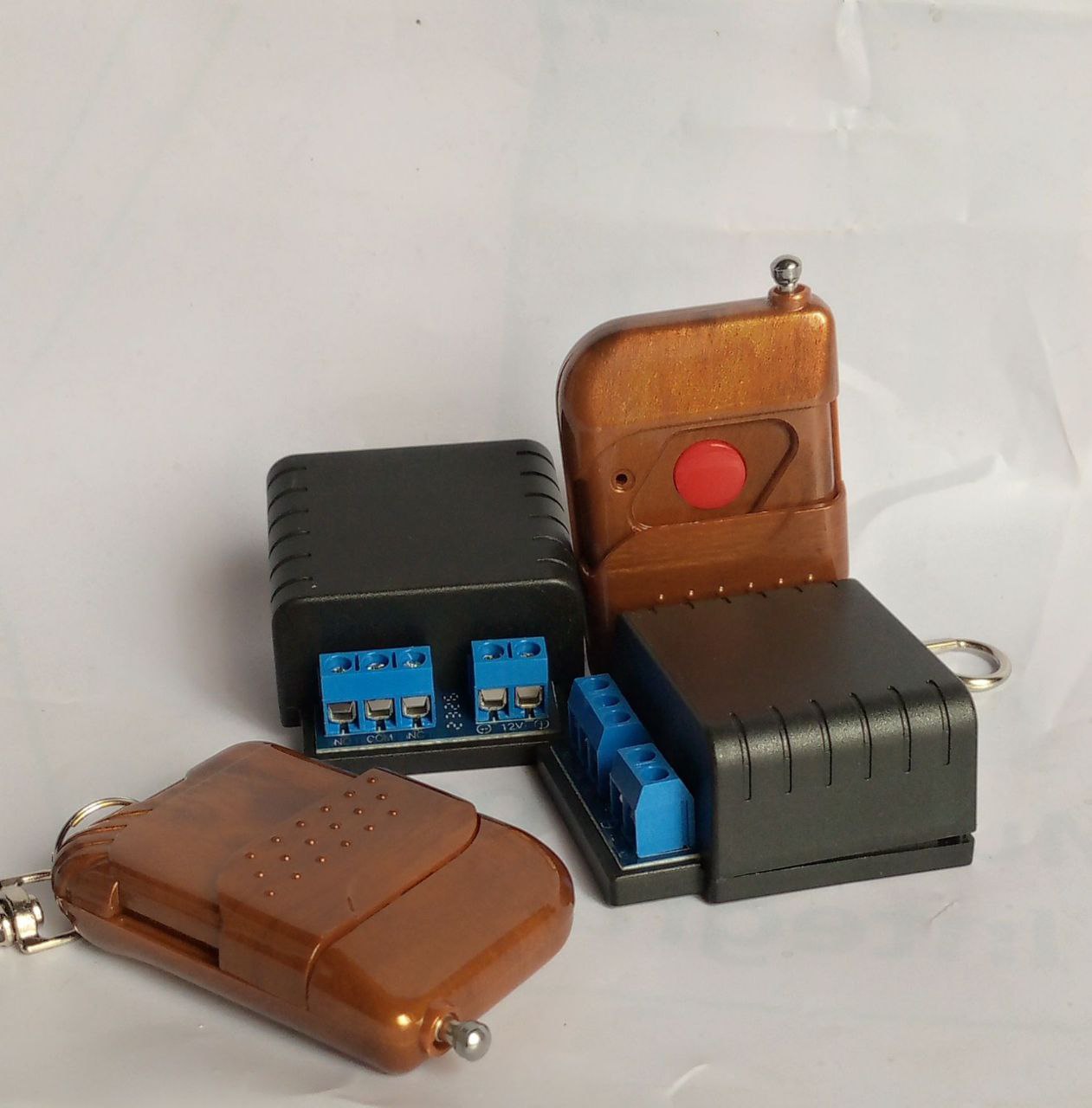 Remote Control Transmitter/Receiver For Door Access Control