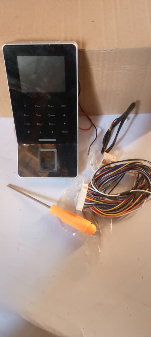 F22+Cloud ADMS WIFI Fingerprint+Card+Password Access