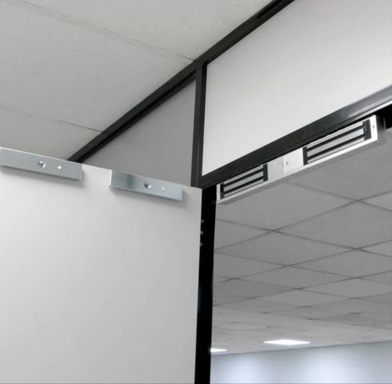 280kg/600lbs Double Door 12V Electromagnetic Locks